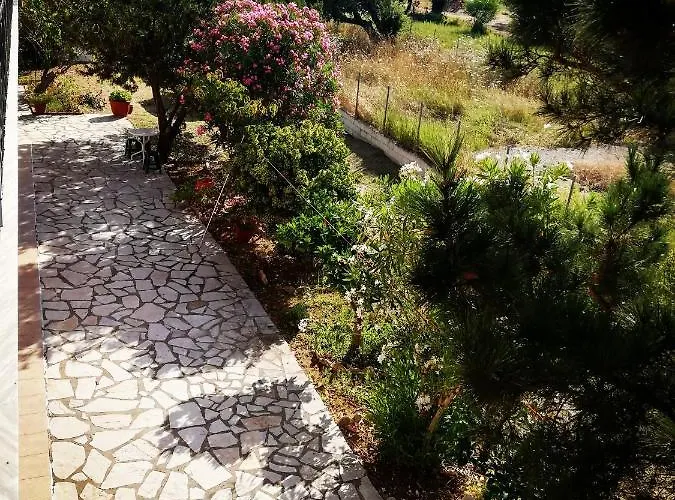 アパート Anestis *